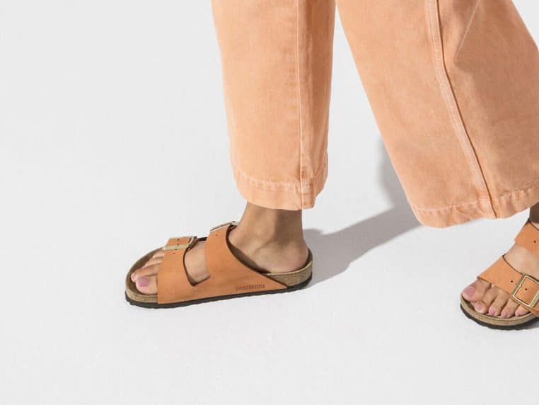 Ces sandales Birkenstock ont ​​été vendues à un prix exorbitant – Thebuzzly