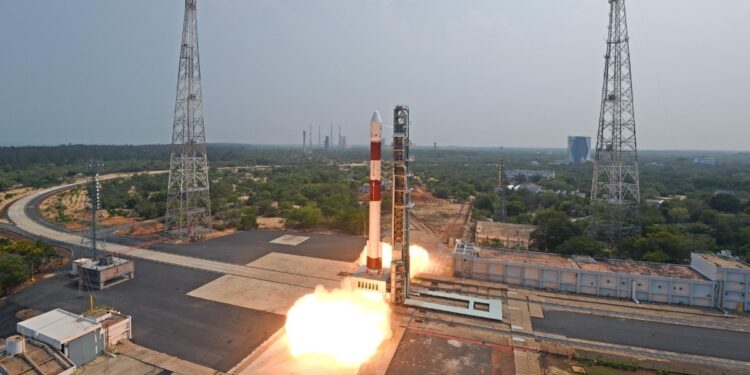 L'ISRO lance avec succès le PSLV-C55 pour placer 2 satellites en orbite pour l'observation de la Terre – Thebuzzly