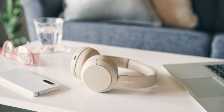 Lancement du casque Sony WH-CH520 avec une autonomie allant jusqu'à 50 heures en Inde