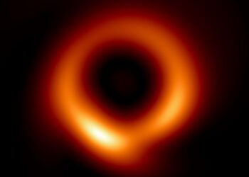 Le tout premier gros plan d'un trou noir supermassif rendu "pleine résolution" par l'IA, et les résultats sont époustouflants