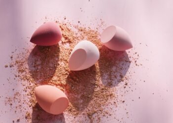 Les gens disent que le talc dans le maquillage peut vous donner le cancer, alors quelle est la vérité