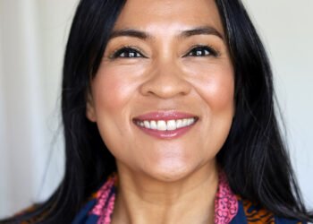 Maquillage vert menthe inattendu du jour