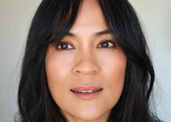 Nouvelles franges |  Gâteau au citron de Trader Joe |  Palette Chaleur Mineralist par bareMinerals