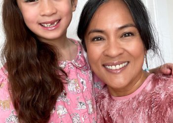 Recommandation de vente Sephora VIB : Tower 28 Pistachio AKA the * BEST * Purse Gloss |  Fancy Lady Tea chez Crown & Crumpet