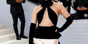 10 célébrités qui ont montré leur ventre tonique au Met Gala de cette année