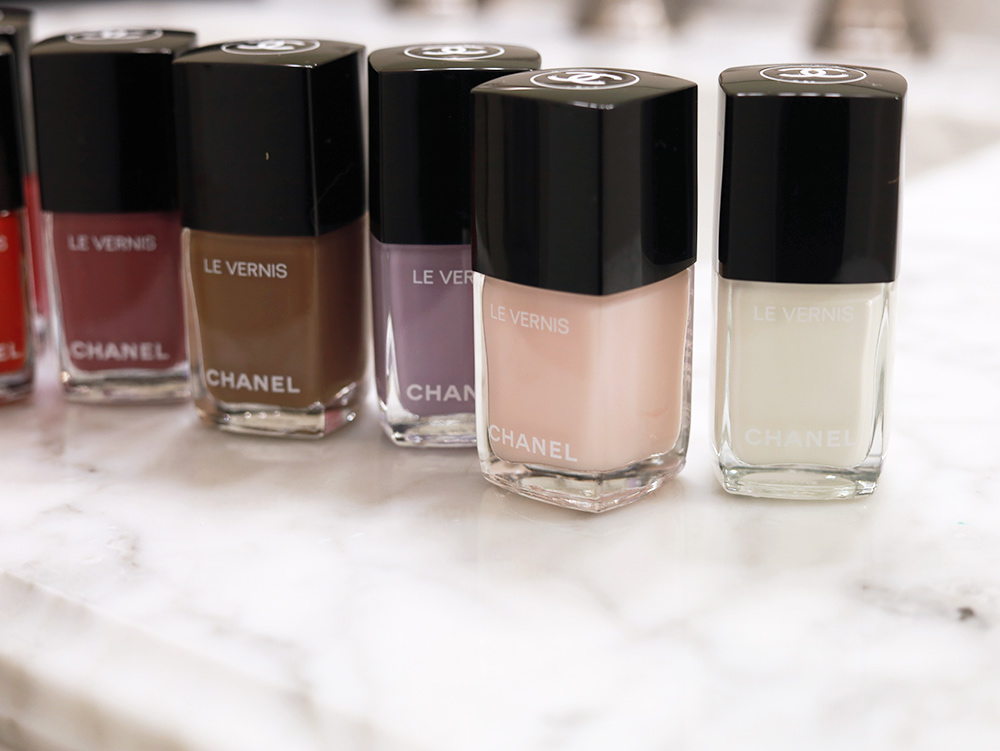 Ce qui m'excite : les soins de la peau Laneige et le nouveau vernis à ongles Chanel