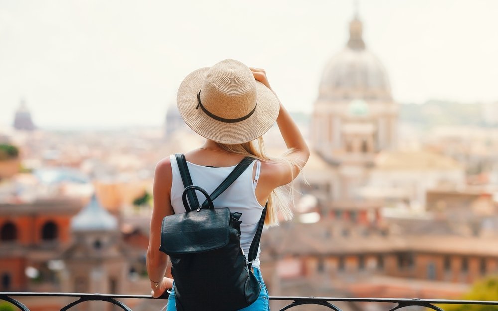 Villa Borghese, Épaule, Ciel, Chapeau, Humain