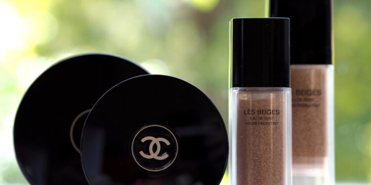 CHANEL Les minis beiges |  Blogueuse beauté britannique