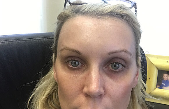 Une dermatologue de haut niveau partage son secret pour avoir l'air d'avoir 30 ans dans la cinquantaine

