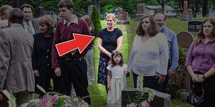 Woman Appears at Her Own Funeral and Terrifies Everyone – Thebuzzly