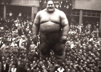 15 Real Life Human Giants That Really Exist