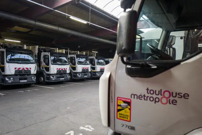 La grève des éboueurs de Toulouse, qui a débuté le 16 décembre 2021, s'est terminée le 13 janvier 2022.