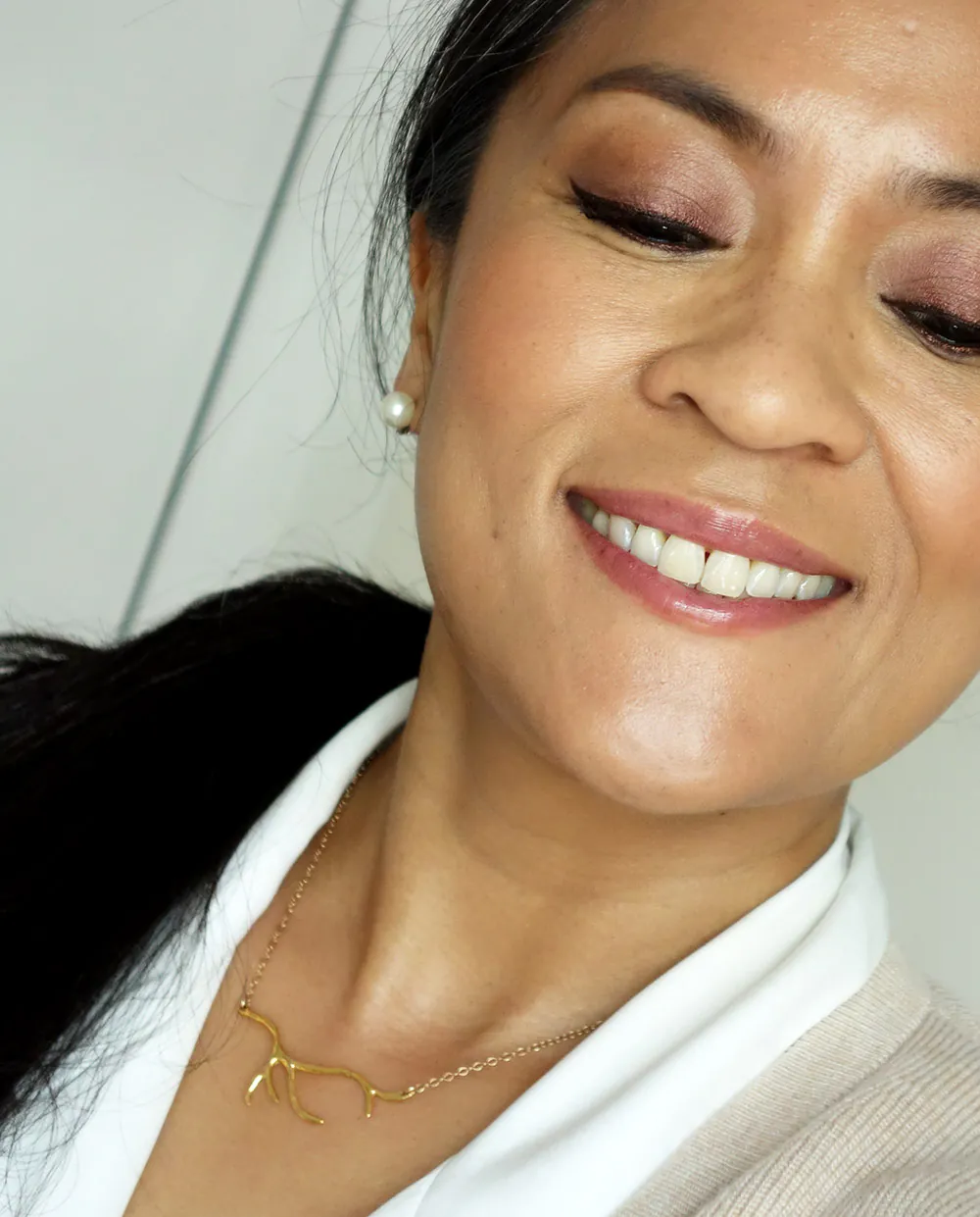 Maquillage du jour avec Laura Mercier, et le MEILLEUR eye-liner liquide d’Eyeko
