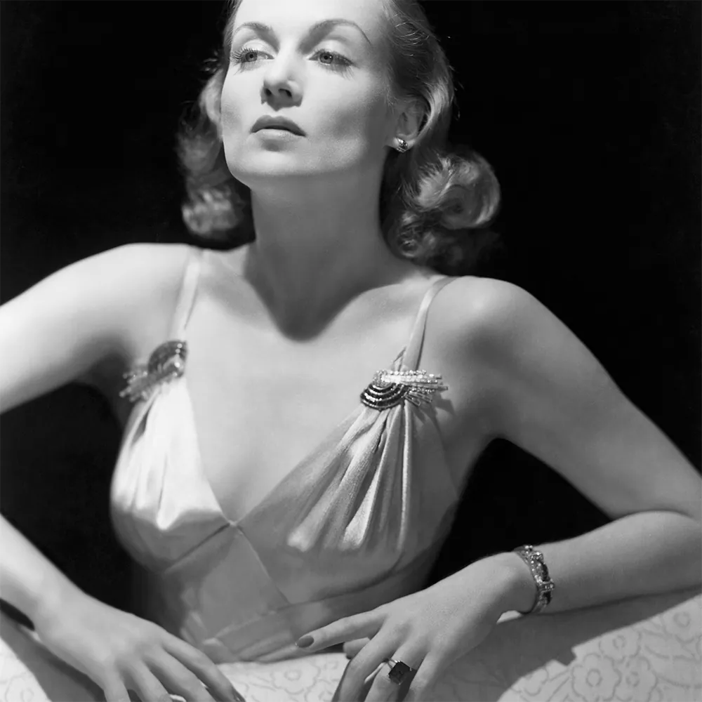 Les meilleurs seins des 100 dernières années