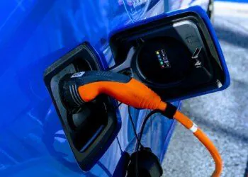 Nio Suspends EV Production Due to Supply Chain Disruptions