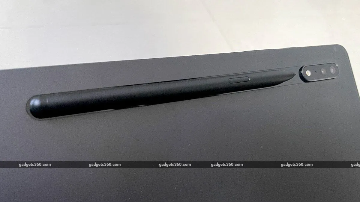 Samsung Galaxytab s8 ultra spen stylet gadgets360 Samsung Galaxy Tab S8 Ultra Review