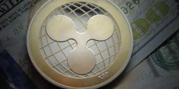 Le prix XRP pousse à 0,8 $ alors que la dynamique du marché gonfle – CryptoMode
