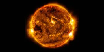 Une légère tempête solaire pourrait frôler notre planète ce week-end