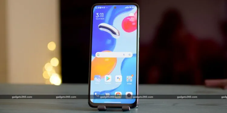 India Smartphone Shipments Decline for Third Quarter in a Row, Xiaomi Retains Leadership: IDC