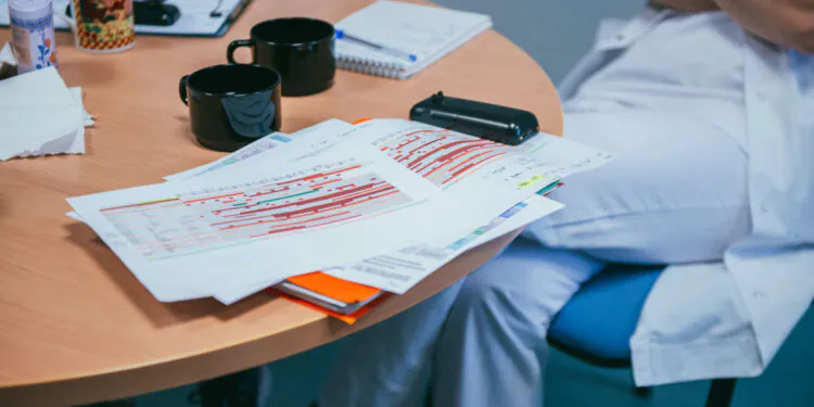 "Plus un hôpital fait appel à des consultants, plus son efficacité diminue"