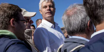 "Laurent Wauquiez, ce n'est pas grave de mettre en péril des lieux et des emplois culturels, sans projet et sans concertation"