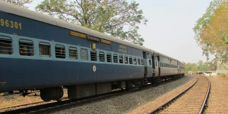 Indian Railways to E-Auction Assets for Commercial Earning, Non-Fare Revenue: Ashwini Vaishnaw