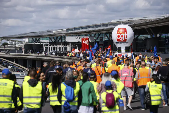 Manifestation à l'aéroport de Roissy - Charles-de-Gaulle, le 1er juillet 2022.