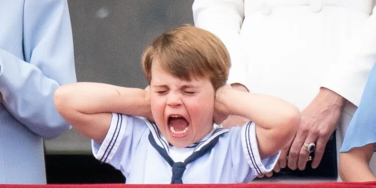 Le prince Louis parade la couleur