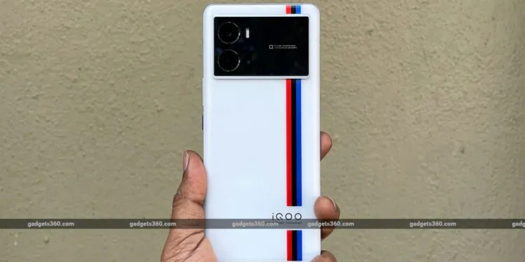 iQoo 10, 10 Pro Complete Specifications Tipped Ahead of Launch: All the Details