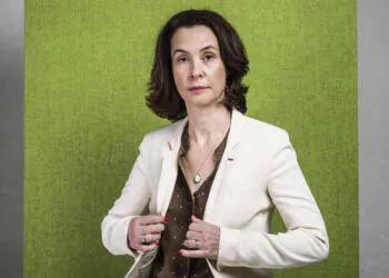 Estelle Brachlianoff, la générale des eaux