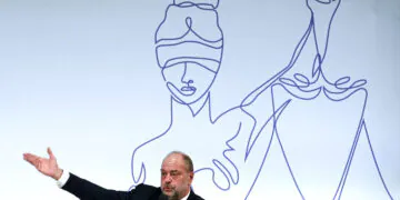 Vers une réforme en douceur de la justice commerciale et de la justice du travail