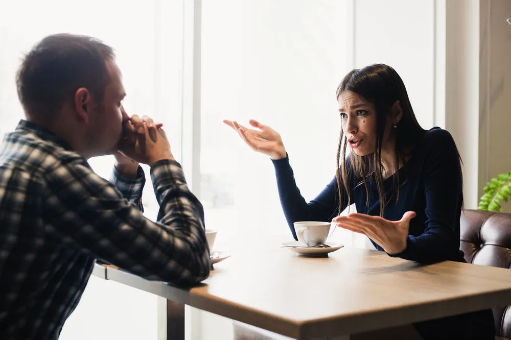 « Il faut changer le paradigme de l'innovation technologique dans les politiques et discours publics » L'impact négatif des micro-agressions et comment les surmonter
