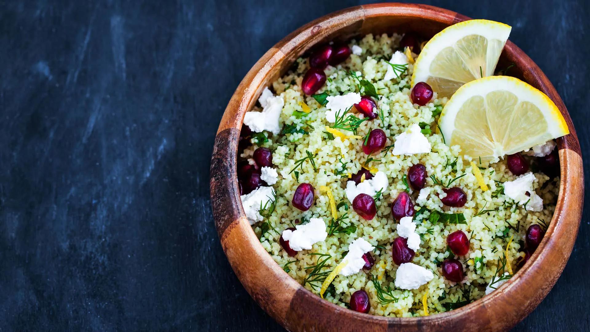 salade de couscous à la feta et à la grenade