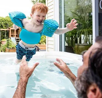 Découvrez ces photos touchantes de pères avec leurs enfants
