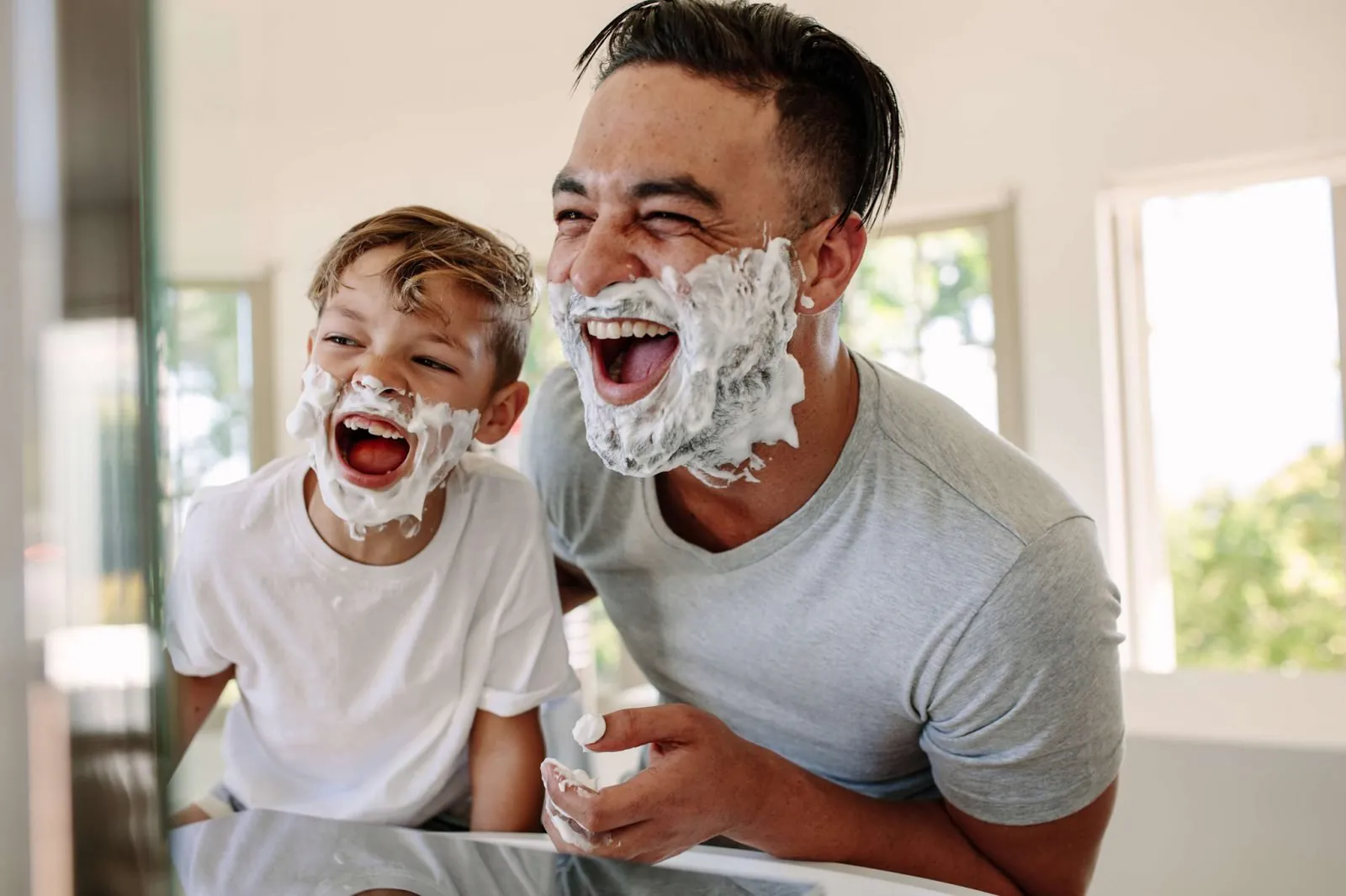 Découvrez ces photos touchantes de pères avec leurs enfants