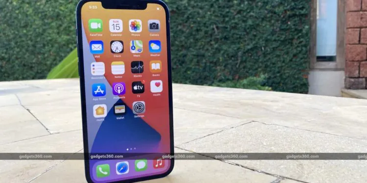 Apple Reveals Serious Security Flaws Affecting iPhone, iPad, Mac Models; Experts Urge Users to Update Devices