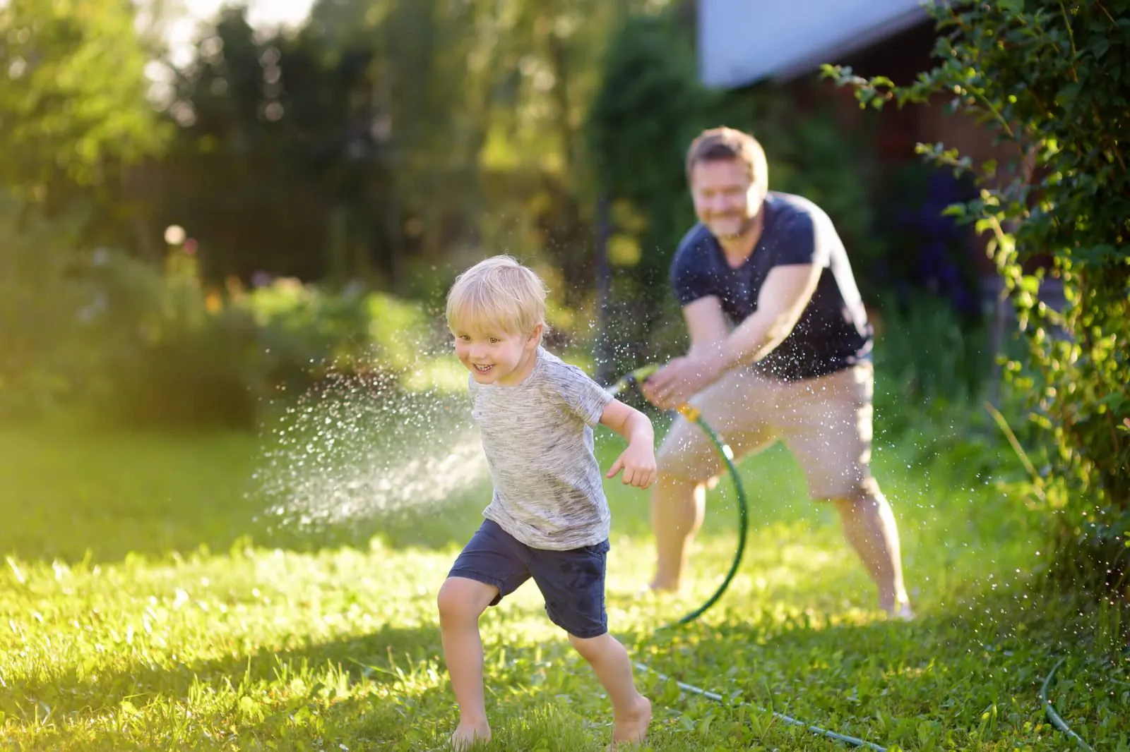 Découvrez ces photos touchantes de pères avec leurs enfants