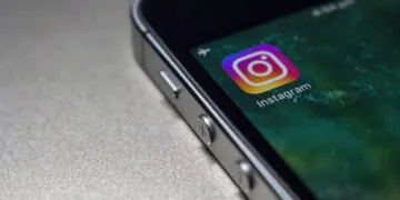 Le compte Instagram de l'ancien Premier ministre pakistanais Imran Khan piraté, lié à un faux compte crypto Elon Musk