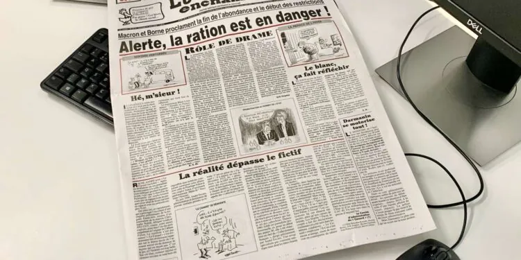 "Le Canard enchaîné" se défend contre des accusations d'abus de biens sociaux
