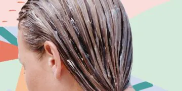 L’image peut contenir : humain, personne, lavage, cheveux et visage