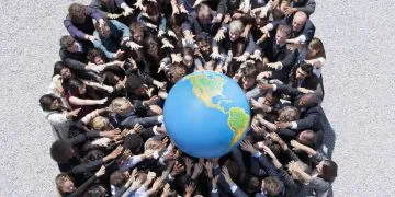 Time for the Planet, une "start-up climat" qui séduit les jeunes et veut lever 1 milliard d'euros d'ici 2030