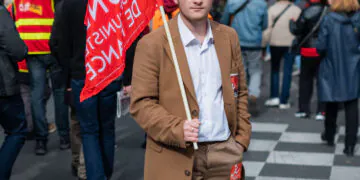 "Travailler plus pour gagner moins n'est pas viable"