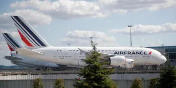 Pas de convention collective en vue pour les hôtesses et stewards d'Air France