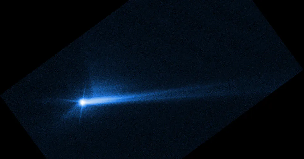 Le télescope spatial Hubble de la NASA capture les débris traînés par Dimorphos après la collision.