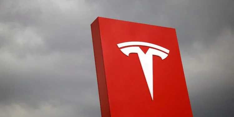 Drivers in the US Treat Partially Automated Cars From Tesla, GM, as Self-Driving, Says Study