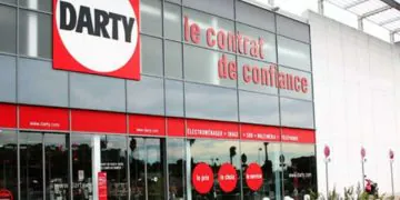 Avec cette télévision au prix exorbitant, Darty fait n'importe quoi et s'attire les foudres des internautes