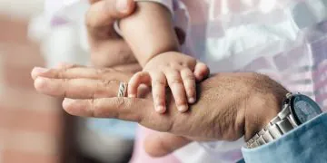 Il se fait tatouer son bébé et rend le web fou