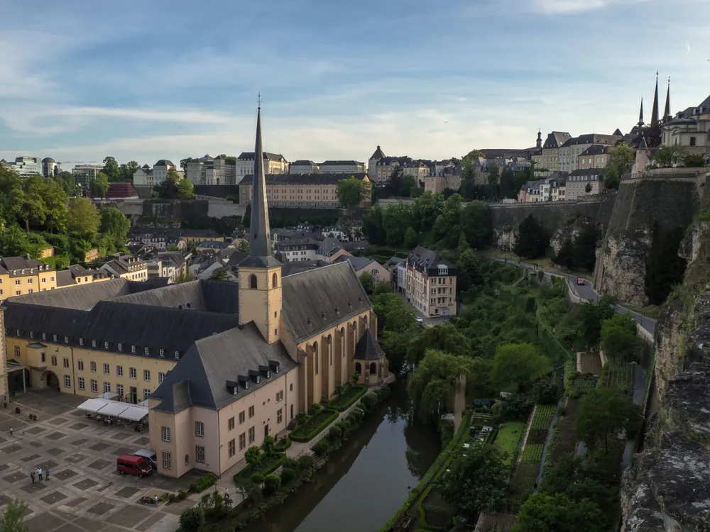 Casemates Du Bock, Nuage, Ciel, Bâtiment, Plante, Eau, Arbre