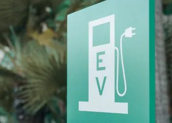 Amazon India Partners With TVS Motor to Boost Electric Mobility in E-Commerce Delivery