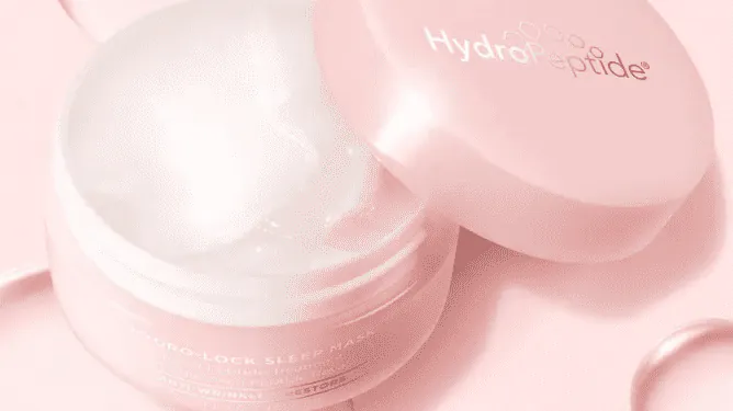 Ce masque de nuit est comme un grand verre d'eau pour les peaux déshydratées